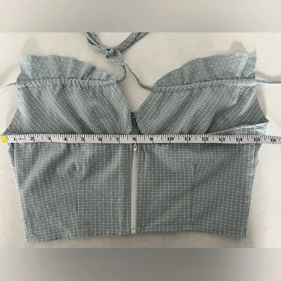 Suzanne Betro/ Blue & white/ Checkered/Adjustable crop top/Halter tied/Size US M - Picture 8 of 8